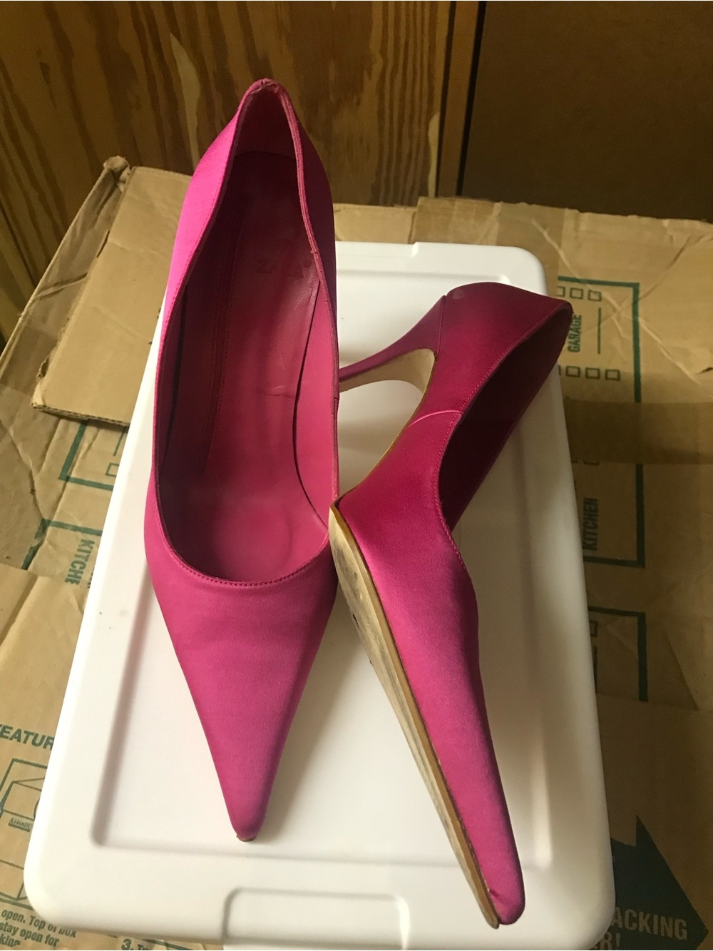 Zara Fuchsia Satin Pointed-Toe Stiletto Pumps